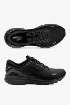 Brooks Women's Ghost 15 Black Athletic Lace Up Nursing Shoes