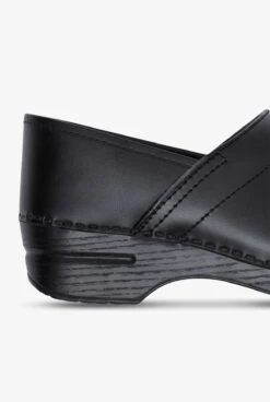 Dansko Unisex Professional Box Leather Clogs -Cherokee Shop DANSKPRO BLBOX 4 HV