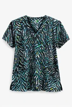 Green Town Wild Side Women's 3-Pocket V-Neck STRETCH Print Scrub Top