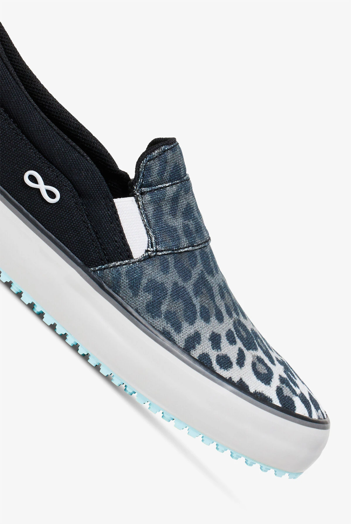 Infinity By Cherokee Women's Rush Cheetah Fade To Black Athletic Slip On Shoes 5 Infinity By Cherokee Women's Rush Cheetah Fade To Black Athletic Slip On Shoes - Image 3